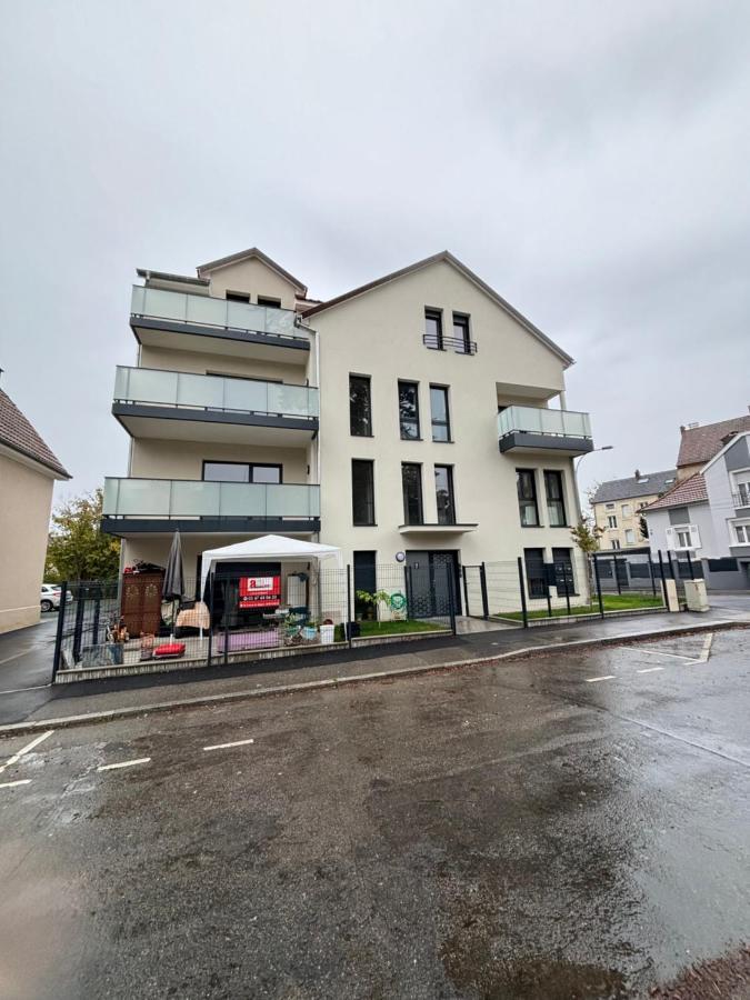 Appartement + Parking + Terrasse Mulhouse Exterior foto